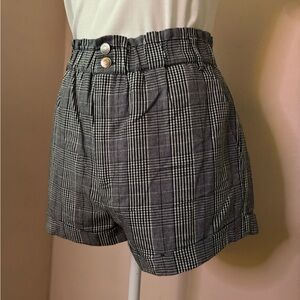Forever21 High Waist Plaid Button Shorts